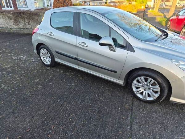 Peugeot 308 Hatchback, Diesel, 2008, Grey
