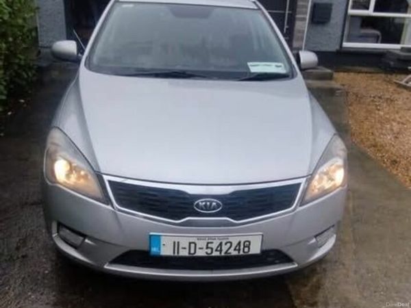 Kia Ceed Estate, Diesel, 2011, Silver