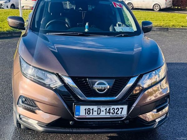 Nissan Qashqai MPV, Petrol, 2018, Brown