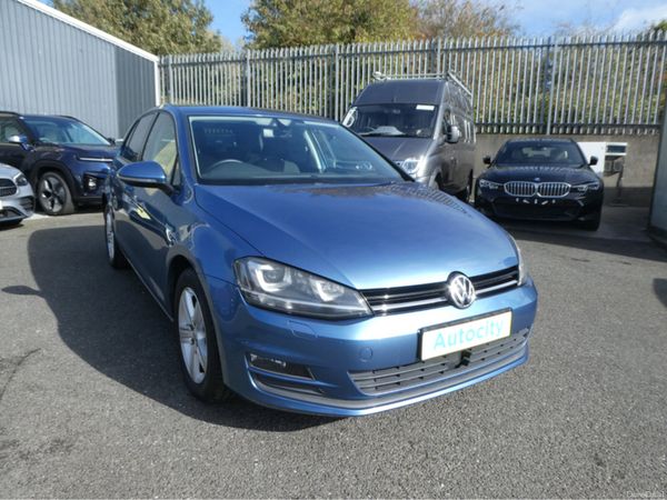 Volkswagen Golf Hatchback, Petrol, 2015, Blue