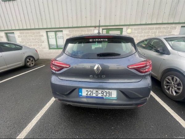 Renault Clio Hatchback, Petrol, 2022, Grey