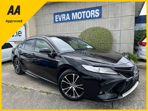 Toyota Camry Saloon, Petrol Hybrid, 2019, Black