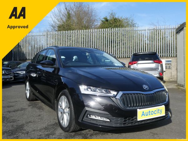 Skoda Octavia Estate, Diesel, 2022, Black