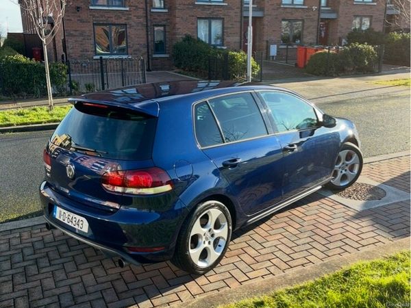 Volkswagen Golf Hatchback, Petrol, 2011, Blue
