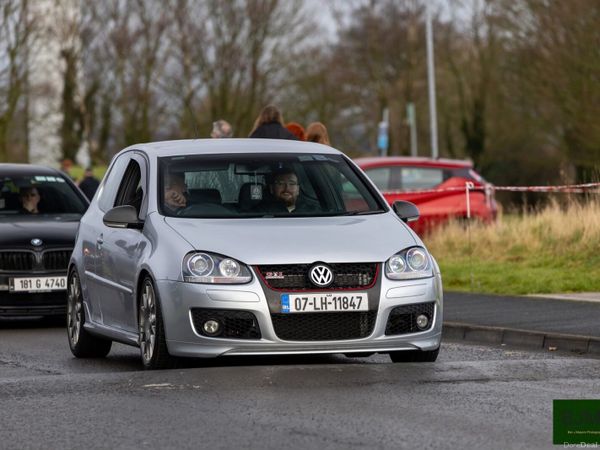 Volkswagen Golf Hatchback, Petrol, 2007, Silver