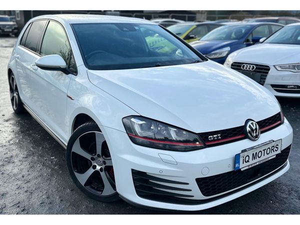 Volkswagen Golf Hatchback, Petrol, 2016, White