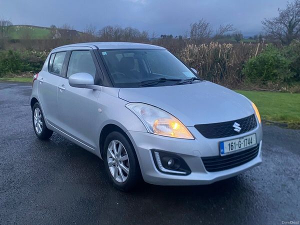 Suzuki Swift Hatchback, Petrol, 2016, Silver