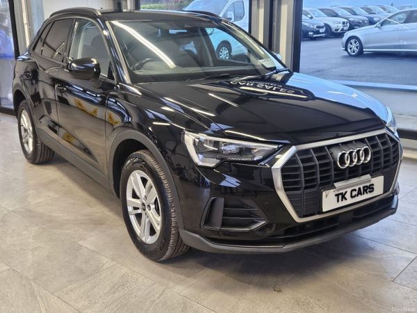 Audi Q3 SUV, Petrol Hybrid, 2022, Black