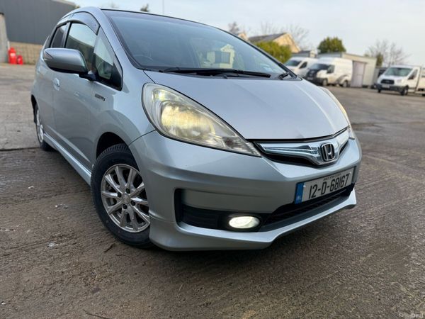 Honda Fit Hatchback, Petrol Hybrid, 2012, Silver
