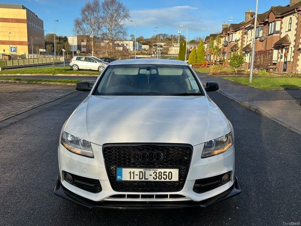 Audi A4 Saloon, Diesel, 2011, White