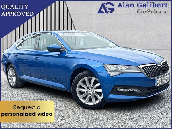 Skoda Superb Hatchback, Diesel, 2023, Blue