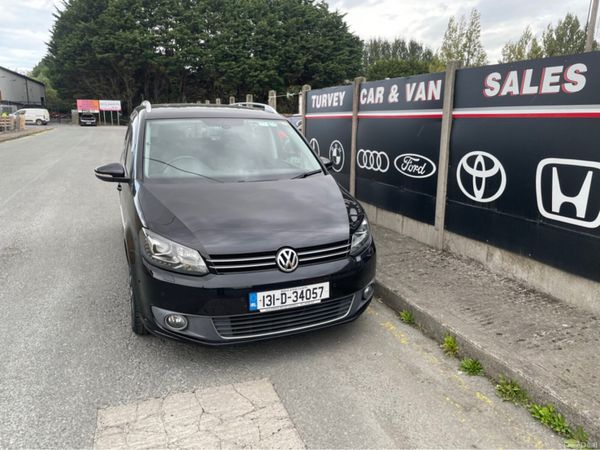 Volkswagen Touran MPV, Petrol, 2013, Black