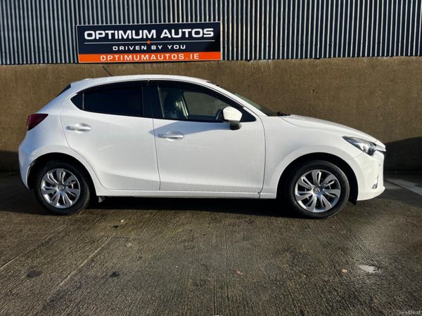 Mazda Demio Hatchback, Petrol, 2016, White