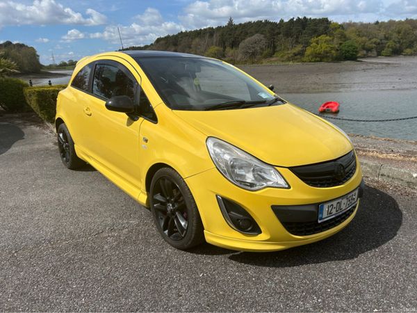 Opel Corsa Hatchback, Petrol, 2012, Yellow
