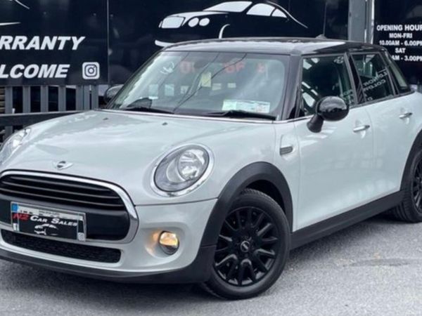 Mini Cooper Hatchback, Petrol, 2015, Silver
