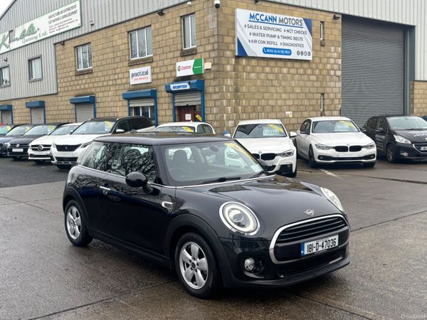 Mini Cooper Hatchback, Petrol, 2018, Black