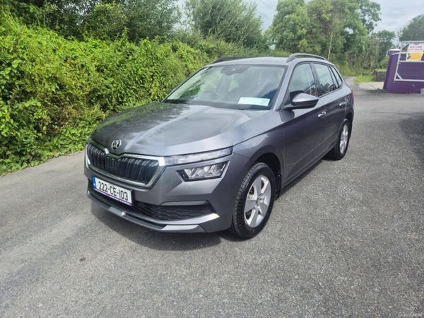 Skoda Kamiq Hatchback, Petrol, 2022, Grey