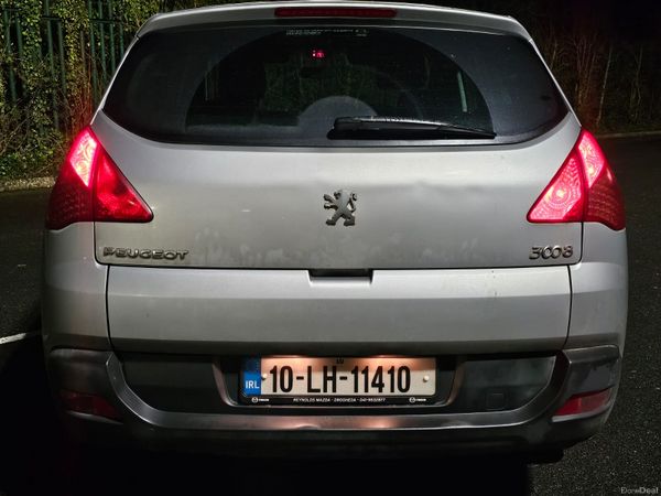 Peugeot 3008 MPV, Diesel, 2010, Silver