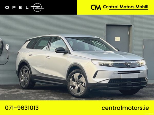 Opel Grandland SUV, Petrol Hybrid, 2026, Silver