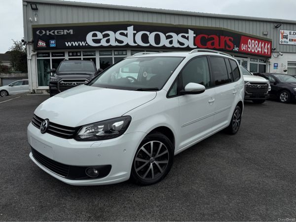 Volkswagen Touran MPV, Petrol, 2015, White