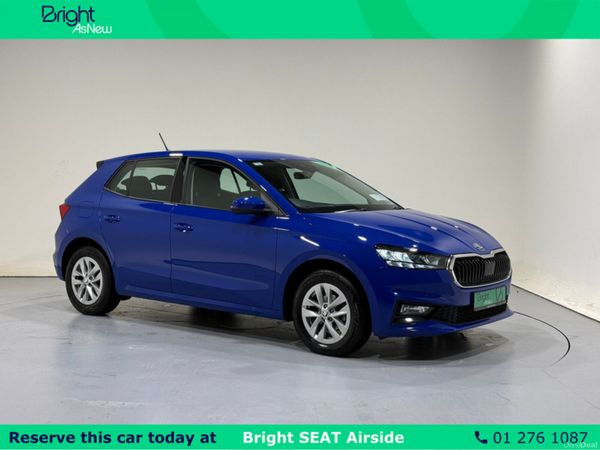 Skoda Fabia Hatchback, Petrol, 2022, Blue