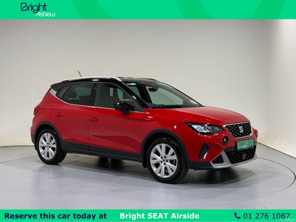 SEAT Arona Hatchback, Petrol, 2022, Red