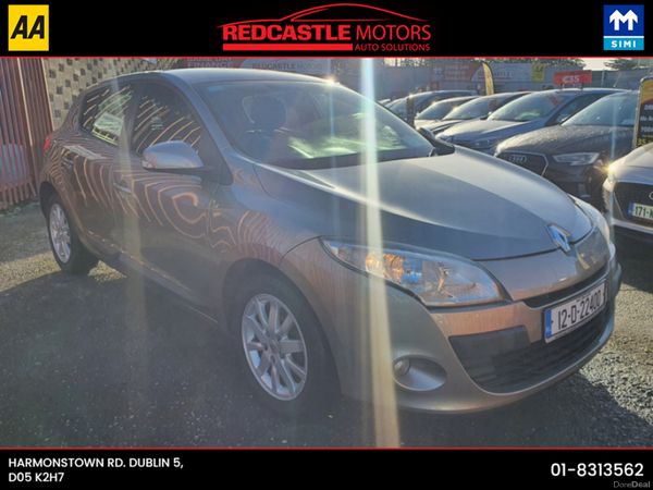 Renault Megane Hatchback, Diesel, 2012, Gold