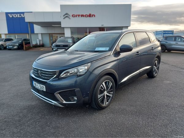 Peugeot 5008 MPV, Diesel, 2018, Blue