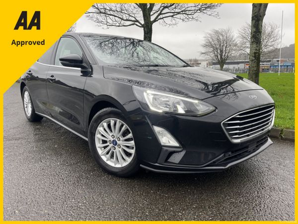 Ford Focus Hatchback, Petrol, 2019, Grey