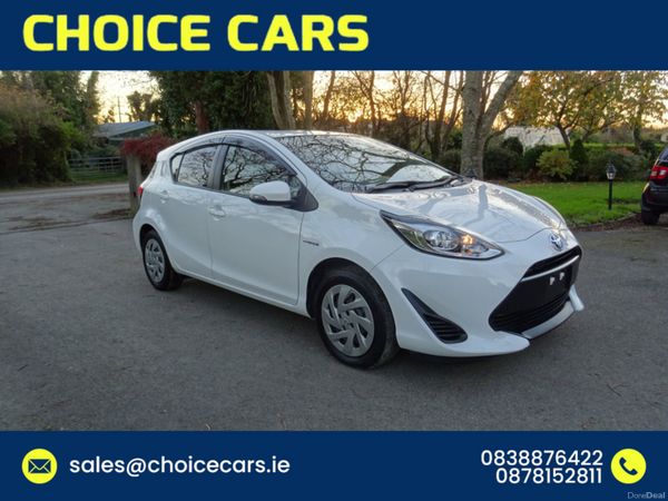 Toyota Aqua Hatchback, Petrol Hybrid, 2019, White