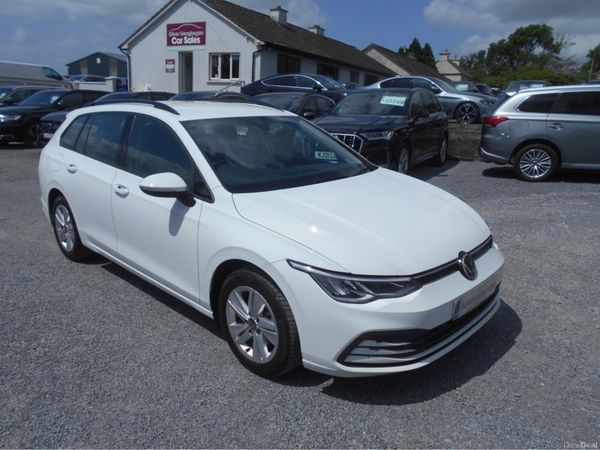 Volkswagen Golf Estate, Petrol, 2021, White