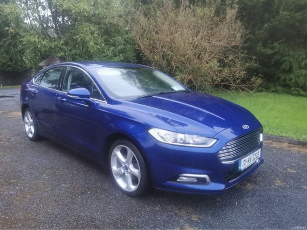 Ford Mondeo Hatchback, Diesel, 2017, Blue