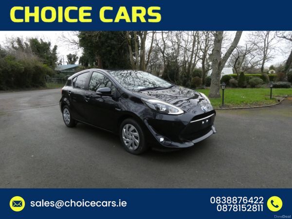 Toyota Aqua Hatchback, Petrol Hybrid, 2018, Black