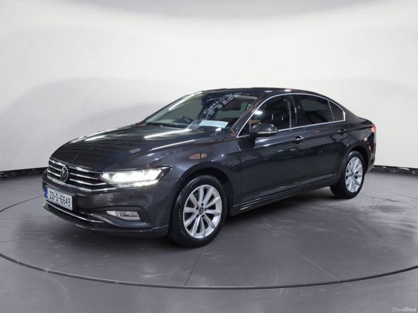 Volkswagen Passat Saloon, Diesel, 2022, Grey
