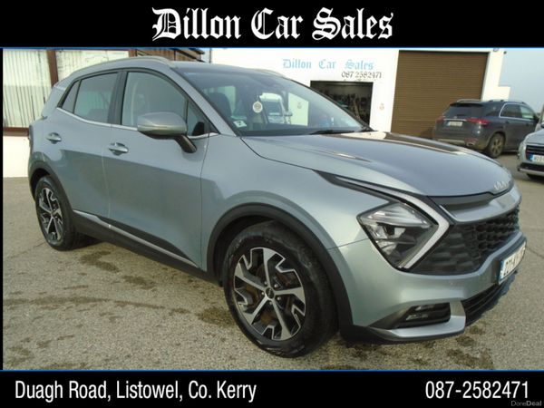 Kia Sportage MPV, Petrol, 2022, Grey