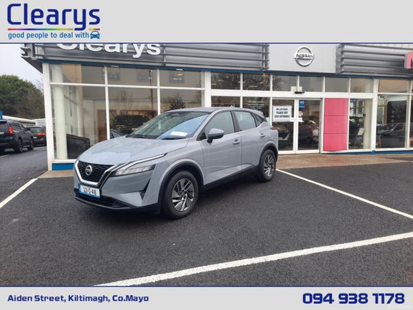 Nissan Qashqai MPV, Petrol, 2022, Grey
