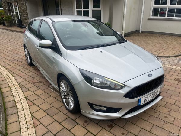 Ford Focus Hatchback, Diesel, 2016, Silver