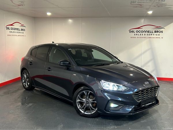 Ford Focus Hatchback, Diesel, 2021, Blue