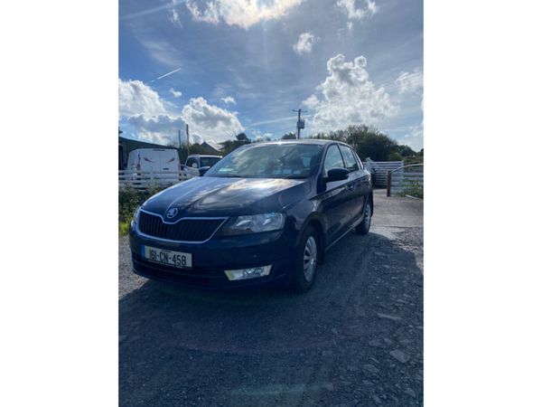 Skoda Rapid Hatchback, Diesel, 2016, Blue