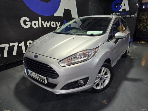 Ford Fiesta Hatchback, Petrol, 2015, Silver