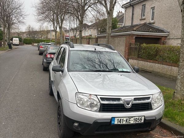 Dacia Duster SUV, Diesel, 2014, Silver