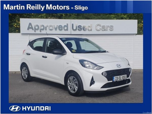Hyundai i10 Hatchback, Petrol, 2023, White