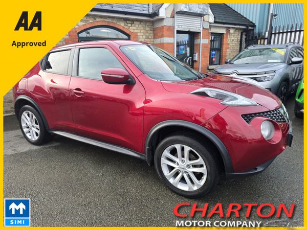 Nissan Juke Hatchback, Petrol, 2015, Red