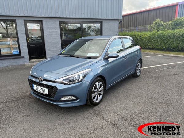Hyundai i20 Hatchback, Petrol, 2018, Blue