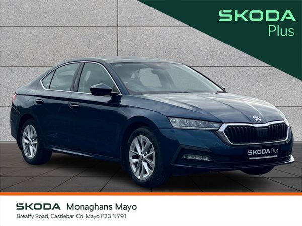 Skoda Octavia Saloon, Petrol, 2021, Blue