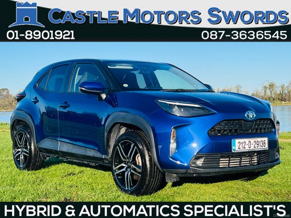 Toyota Yaris Cross Hatchback, Petrol Hybrid, 2021, Blue