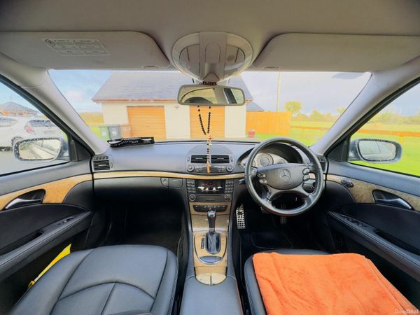 Mercedes-Benz E-Class Saloon, Petrol, 2008, Grey