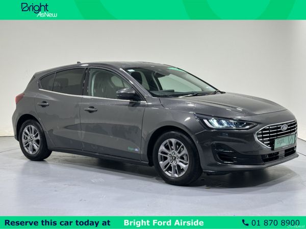 Ford Focus Hatchback, Petrol Hybrid, 2025, Grey