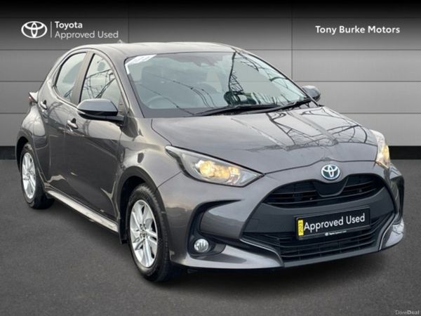 Toyota Yaris Hatchback, Petrol Hybrid, 2023, Grey