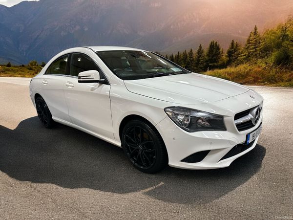 Mercedes-Benz CLA Saloon, Diesel, 2015, White